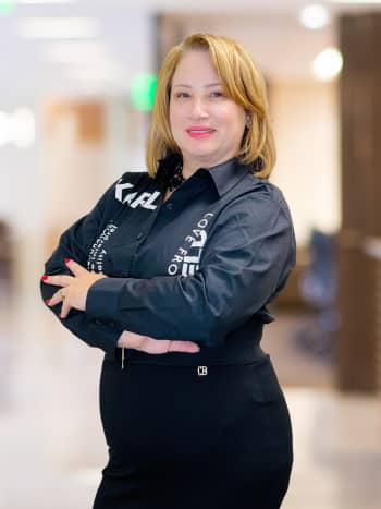 Ursula Guzman responsable Riverhead lesiones personales experiencia