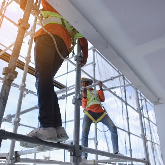 New York Scaffolding Accidents • Liga De Justicia Injury Lawyers